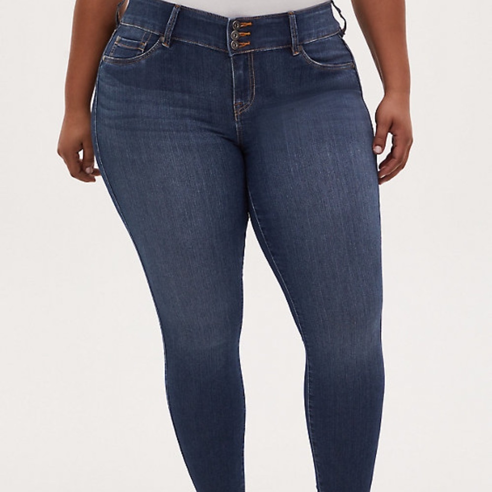 Torrid Medium Wash Jegging Size 20